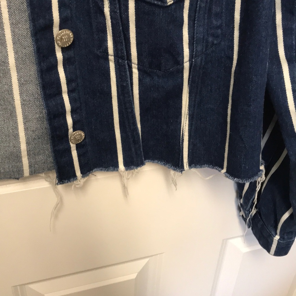 Denim jacket - Picture 4 of 5